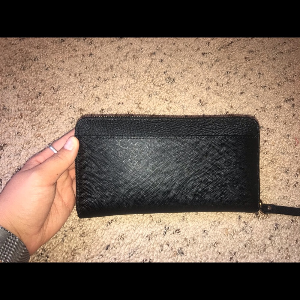 Kate Spade Wallet - Picture 2 of 6